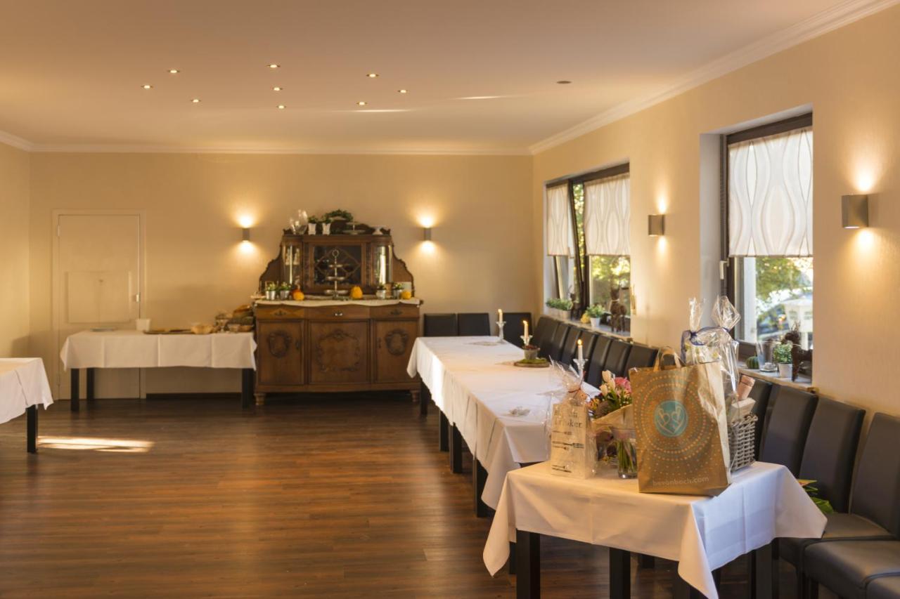 Hotel Restaurant Häsfeld Überherrn Exteriör bild
